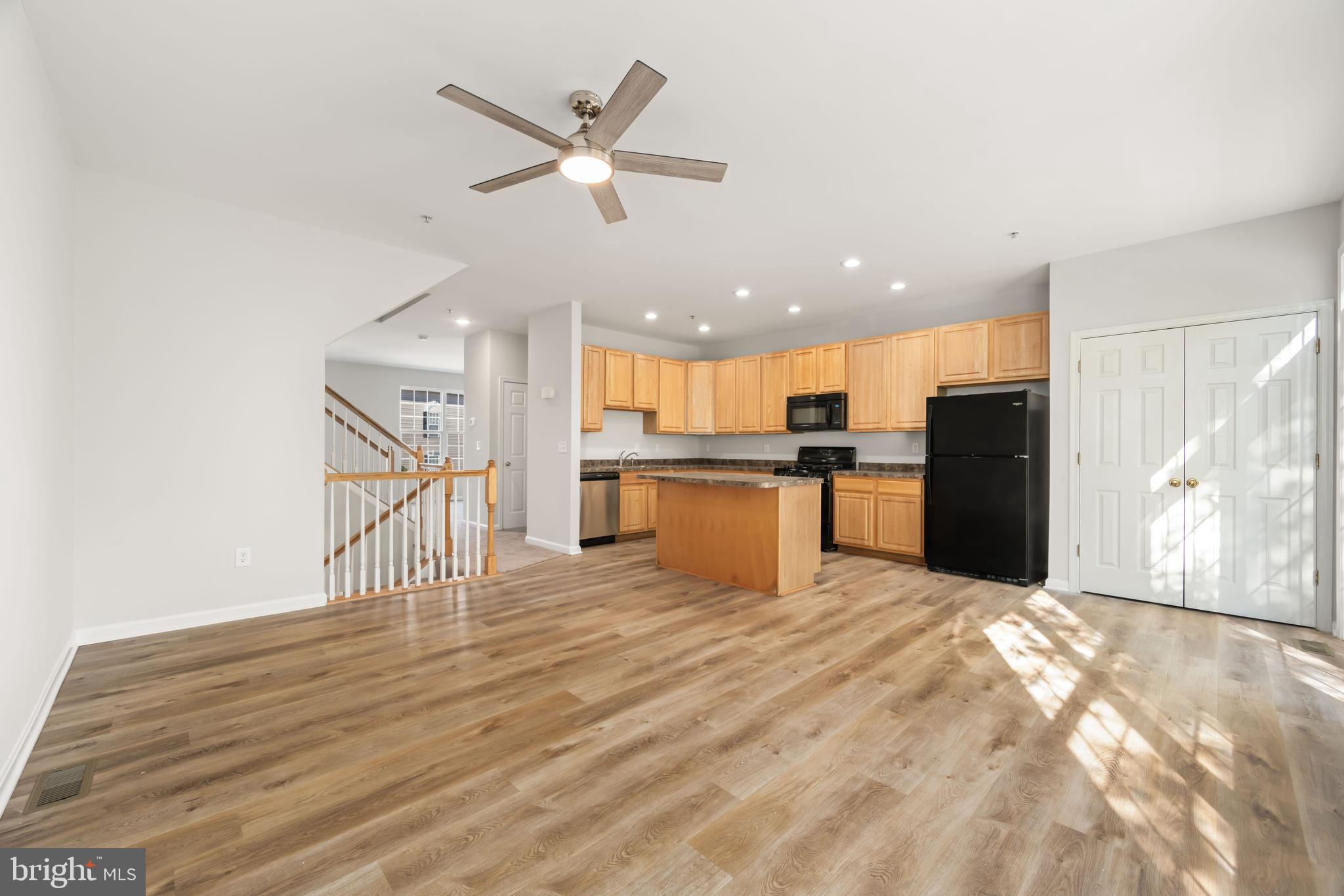 MALLARD LANDING - Residential