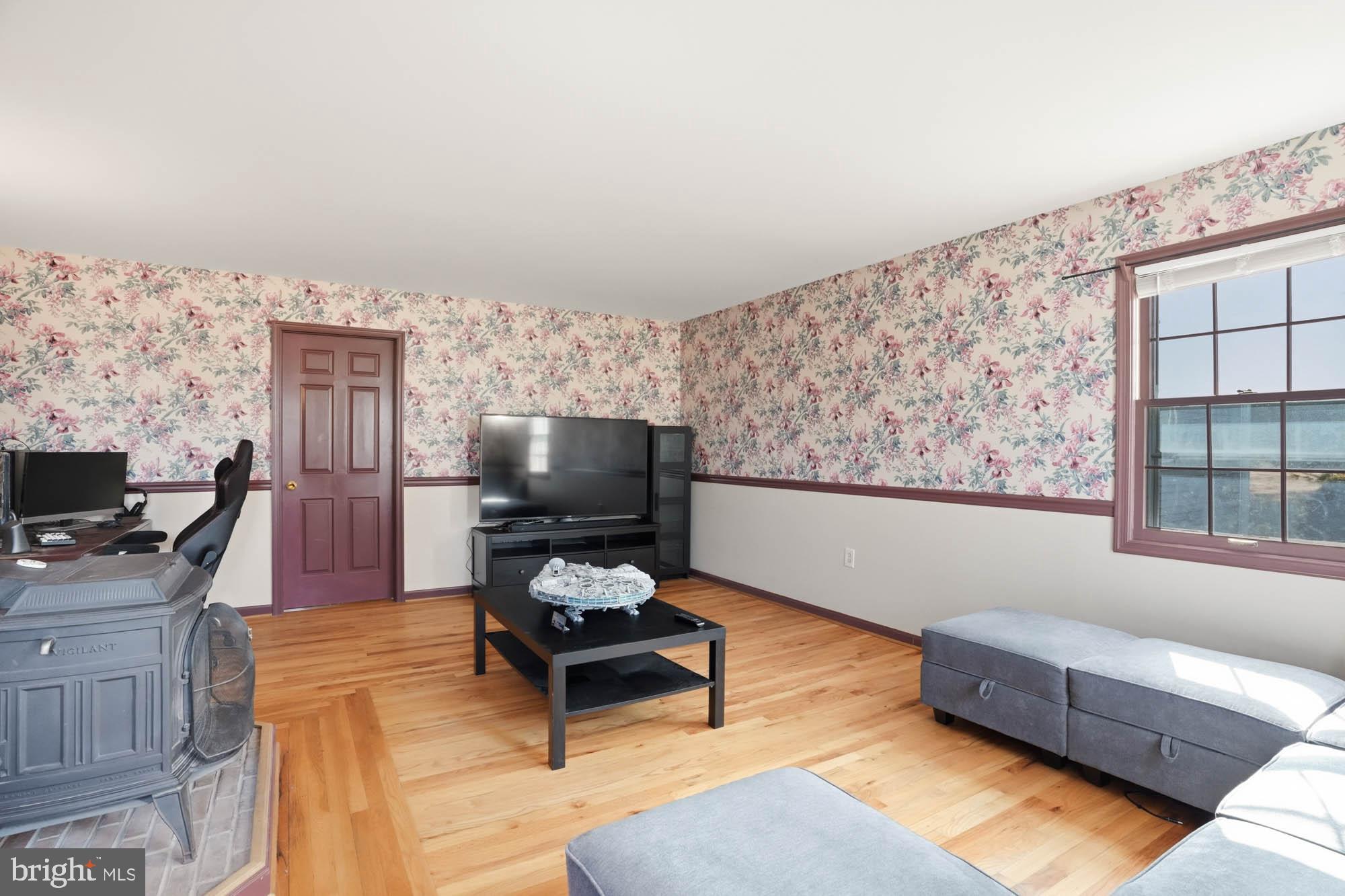 GREEN VILLAGE ESTATES - Residential