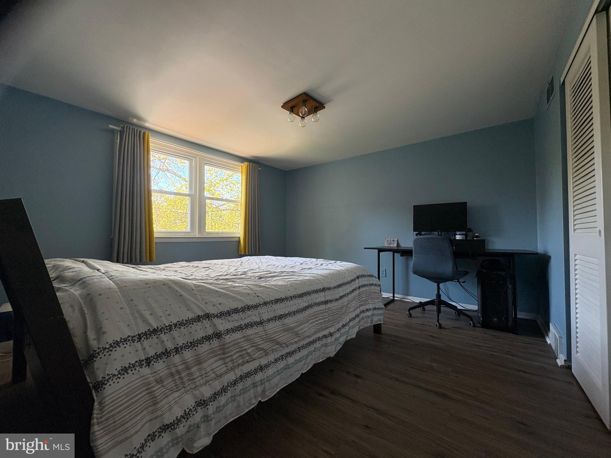 HUNTINGDON VALLEY - Residential