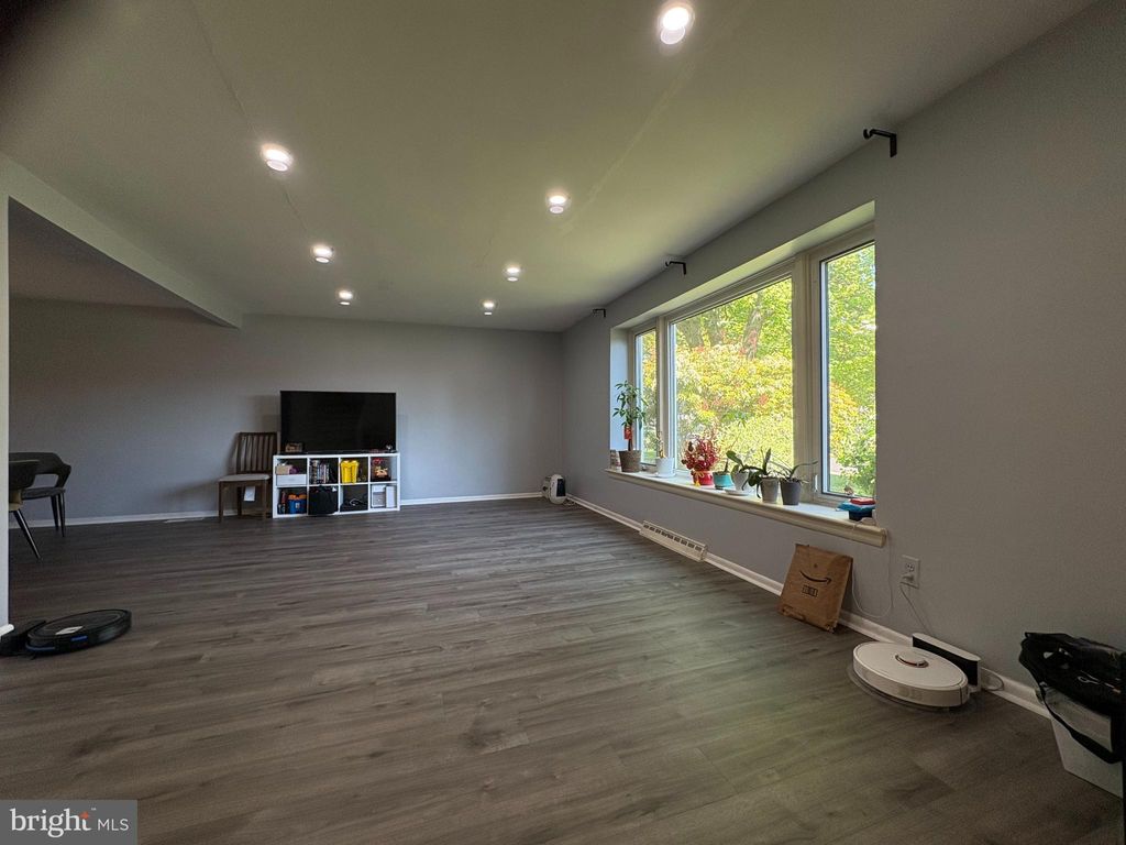 Photo of 416 Emerson Road, HUNTINGDON VALLEY, PA 19006 (MLS # PAMC2176876)