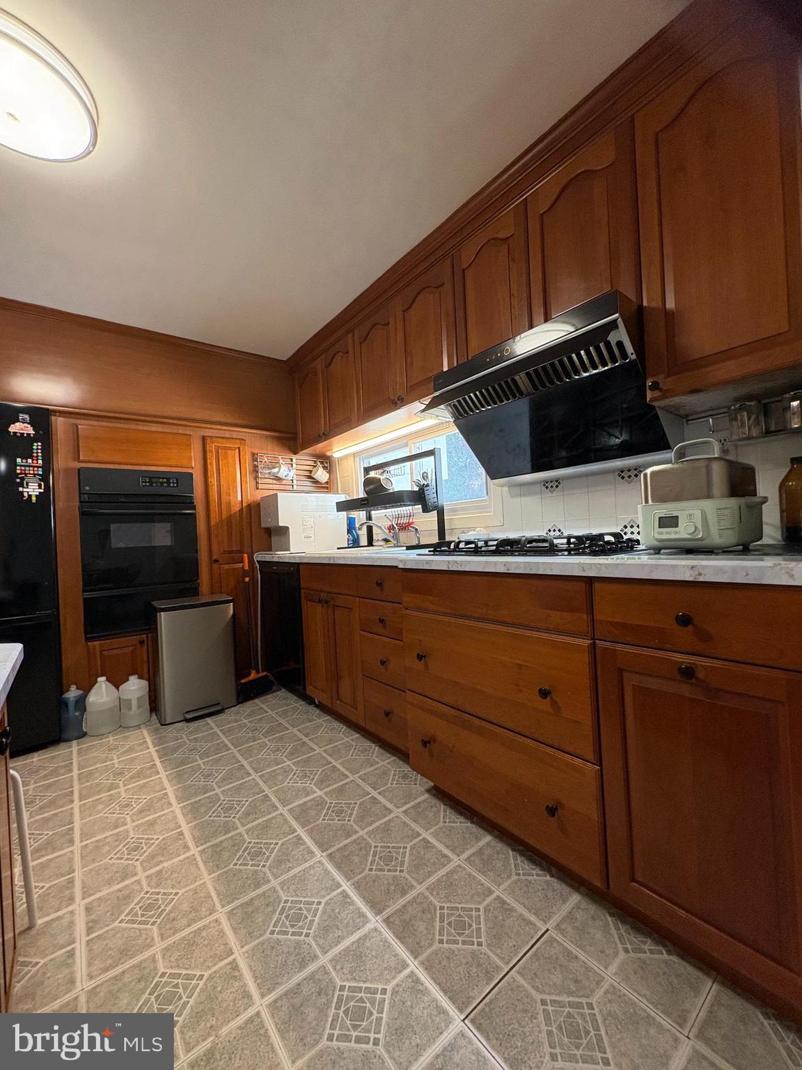 HUNTINGDON VALLEY - Residential