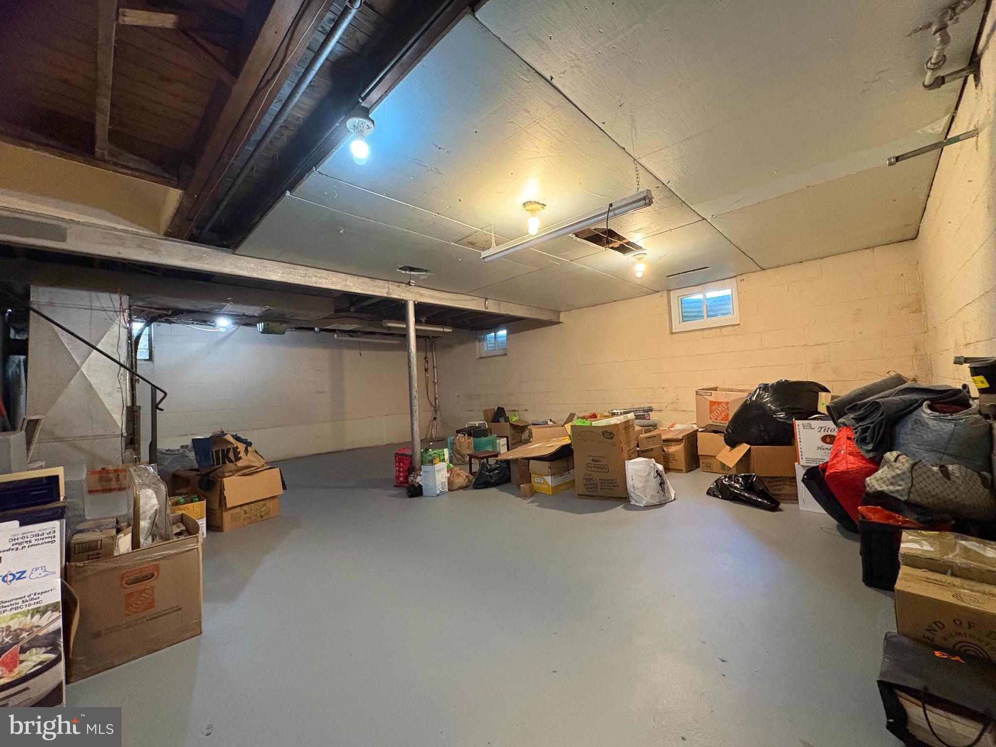 HUNTINGDON VALLEY - Residential