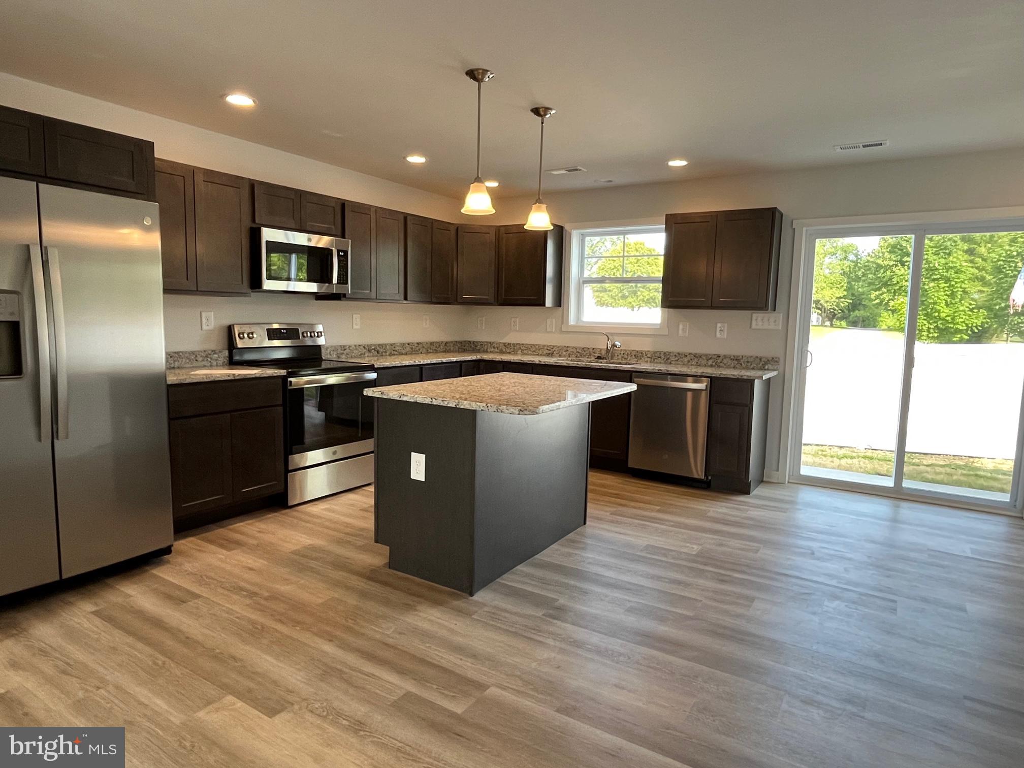 HERITAGE HILLS - Residential