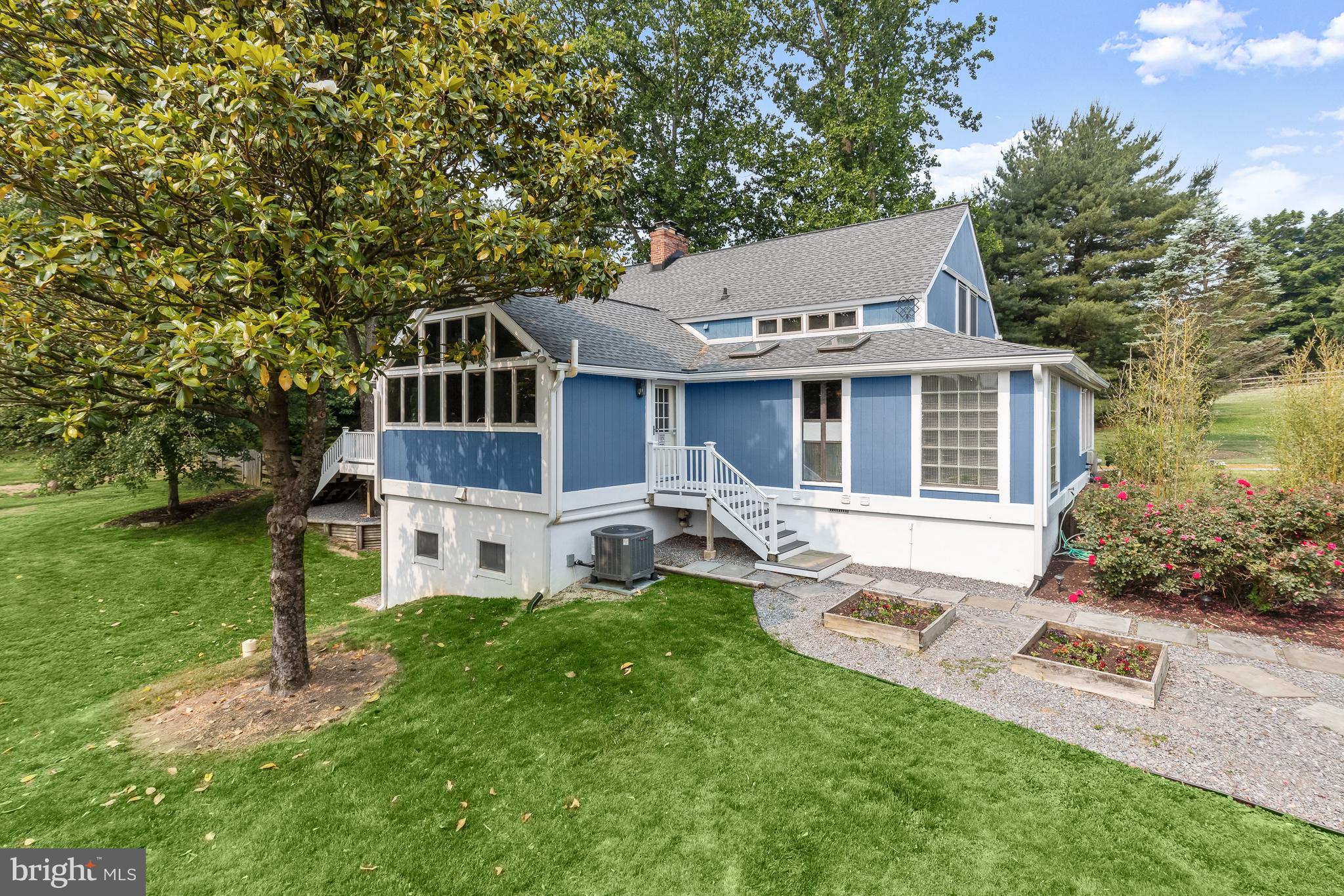 DAISY HILL ESTATES - Residential