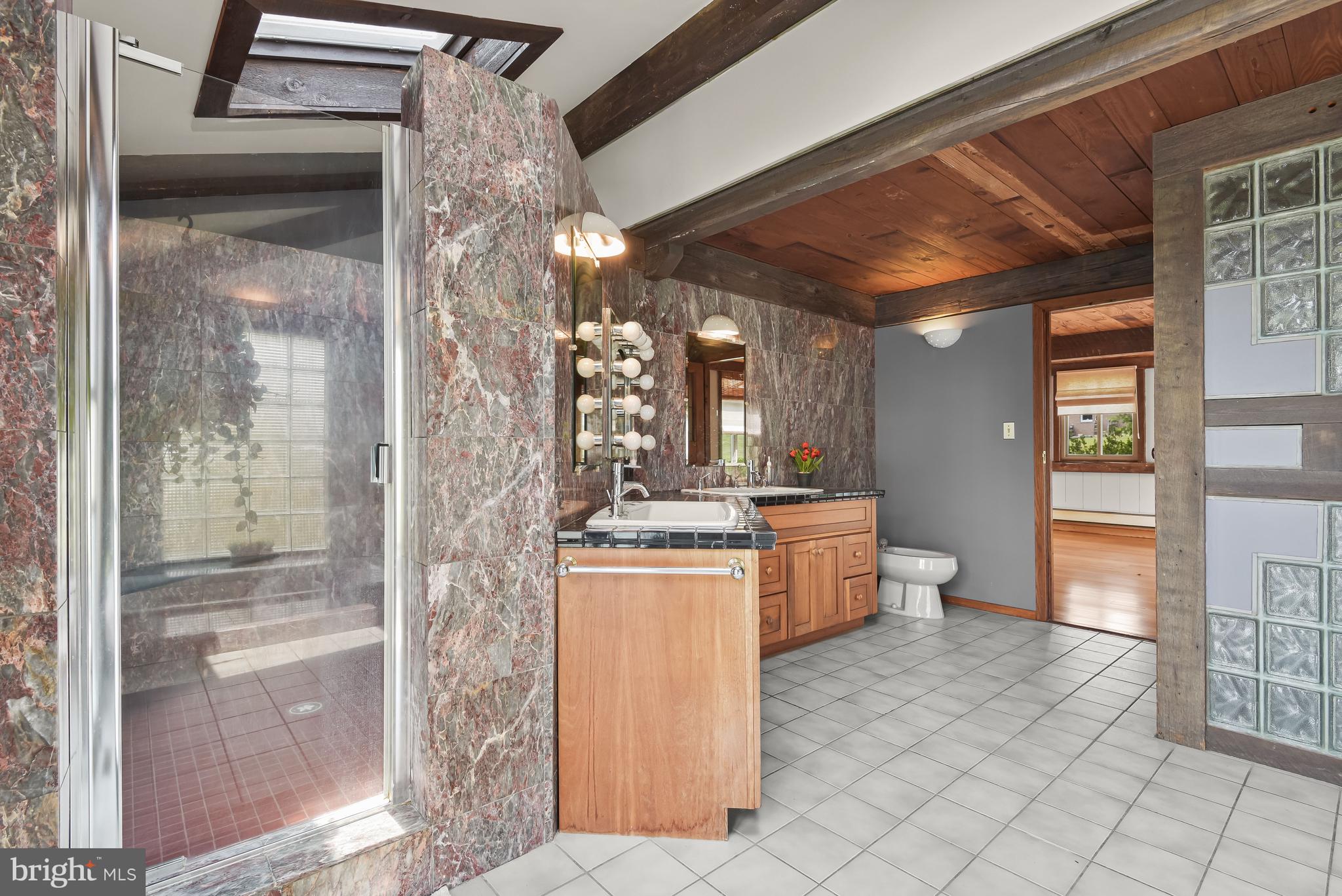 DAISY HILL ESTATES - Residential