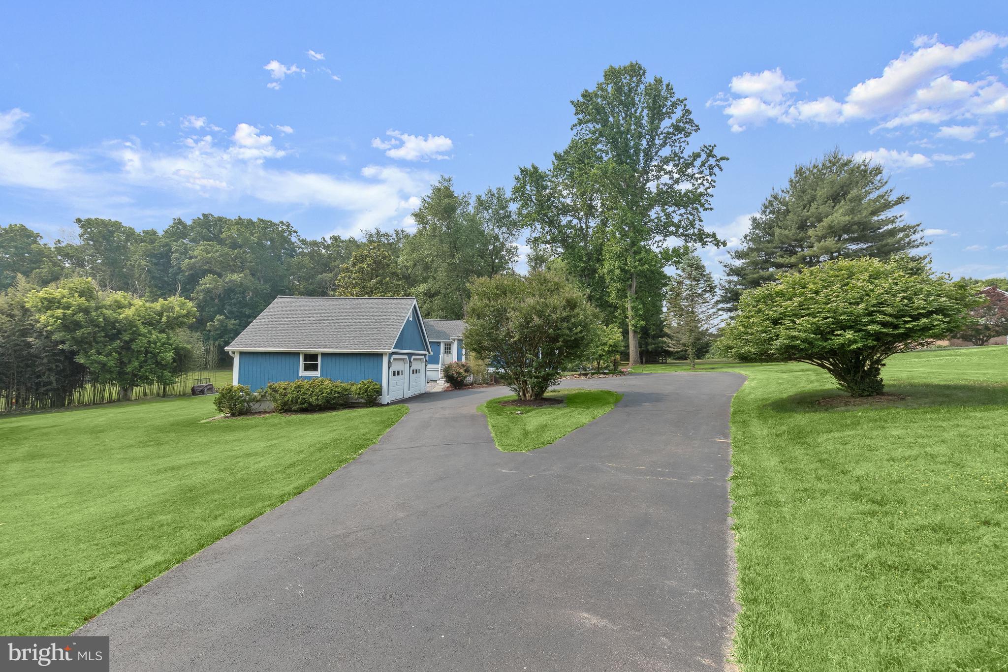 DAISY HILL ESTATES - Residential