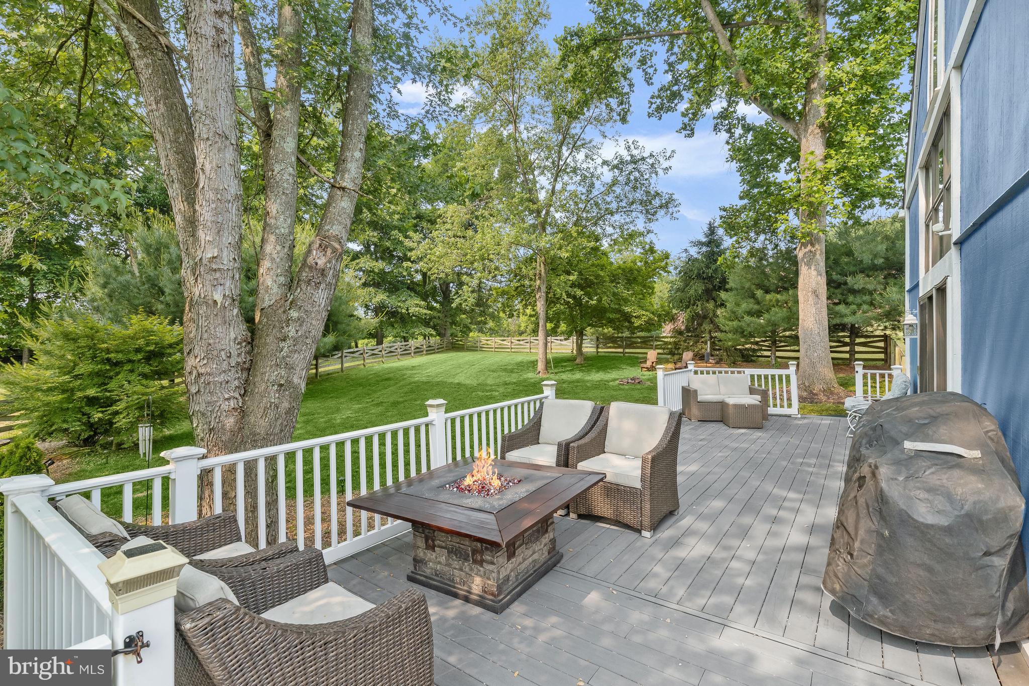 DAISY HILL ESTATES - Residential