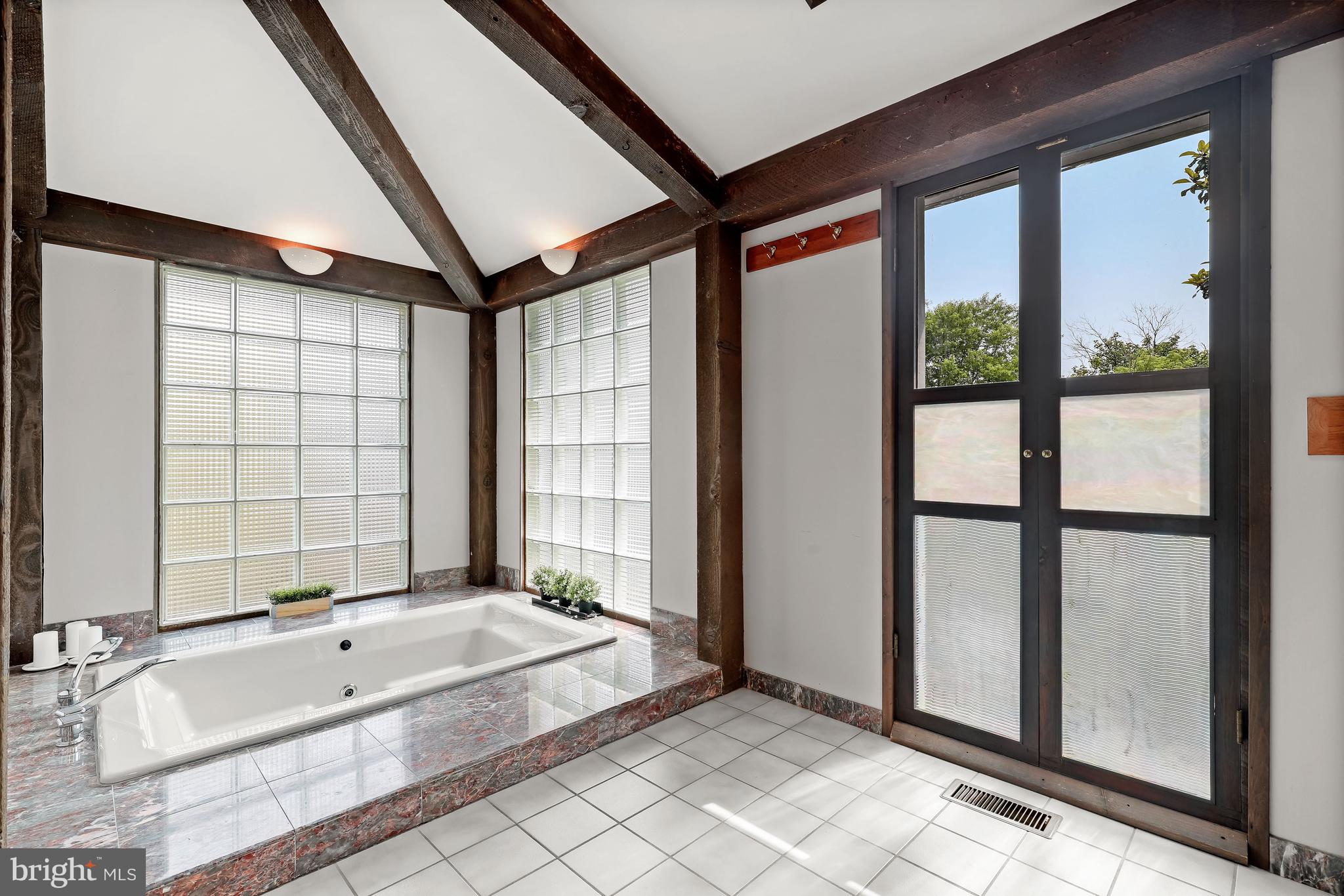 DAISY HILL ESTATES - Residential