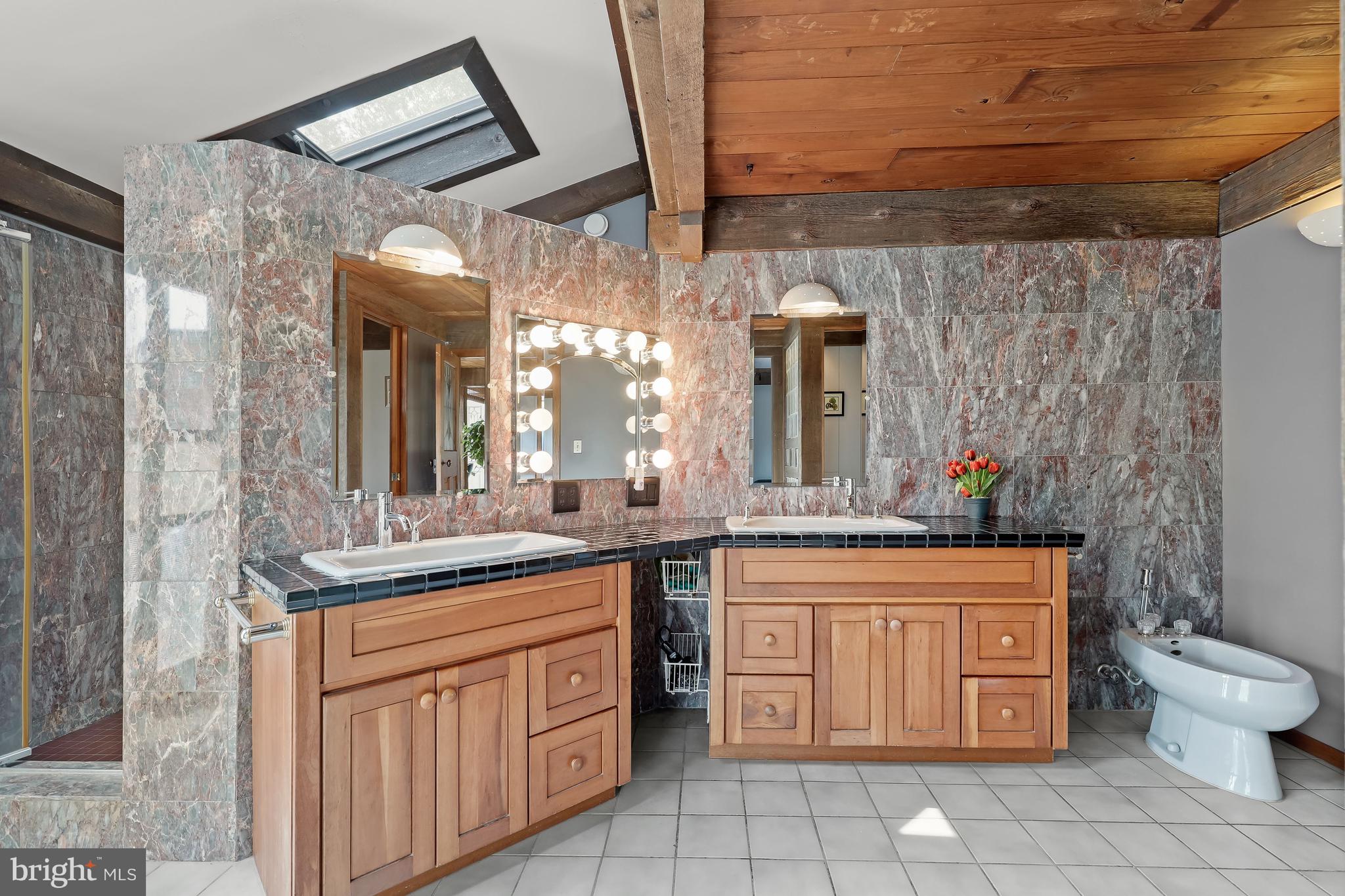 DAISY HILL ESTATES - Residential