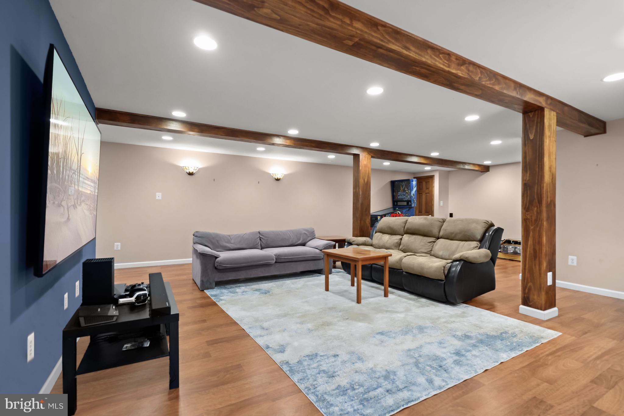 DAISY HILL ESTATES - Residential