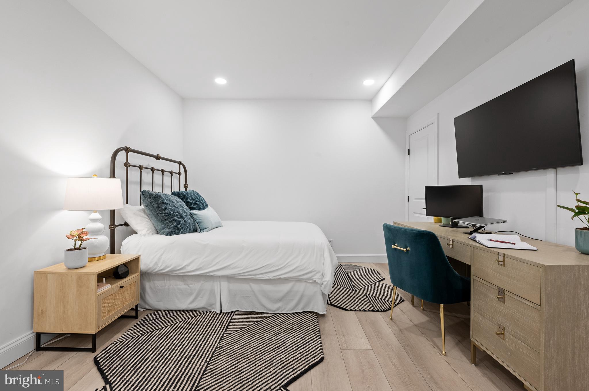 BELMONT HILLS - Residential