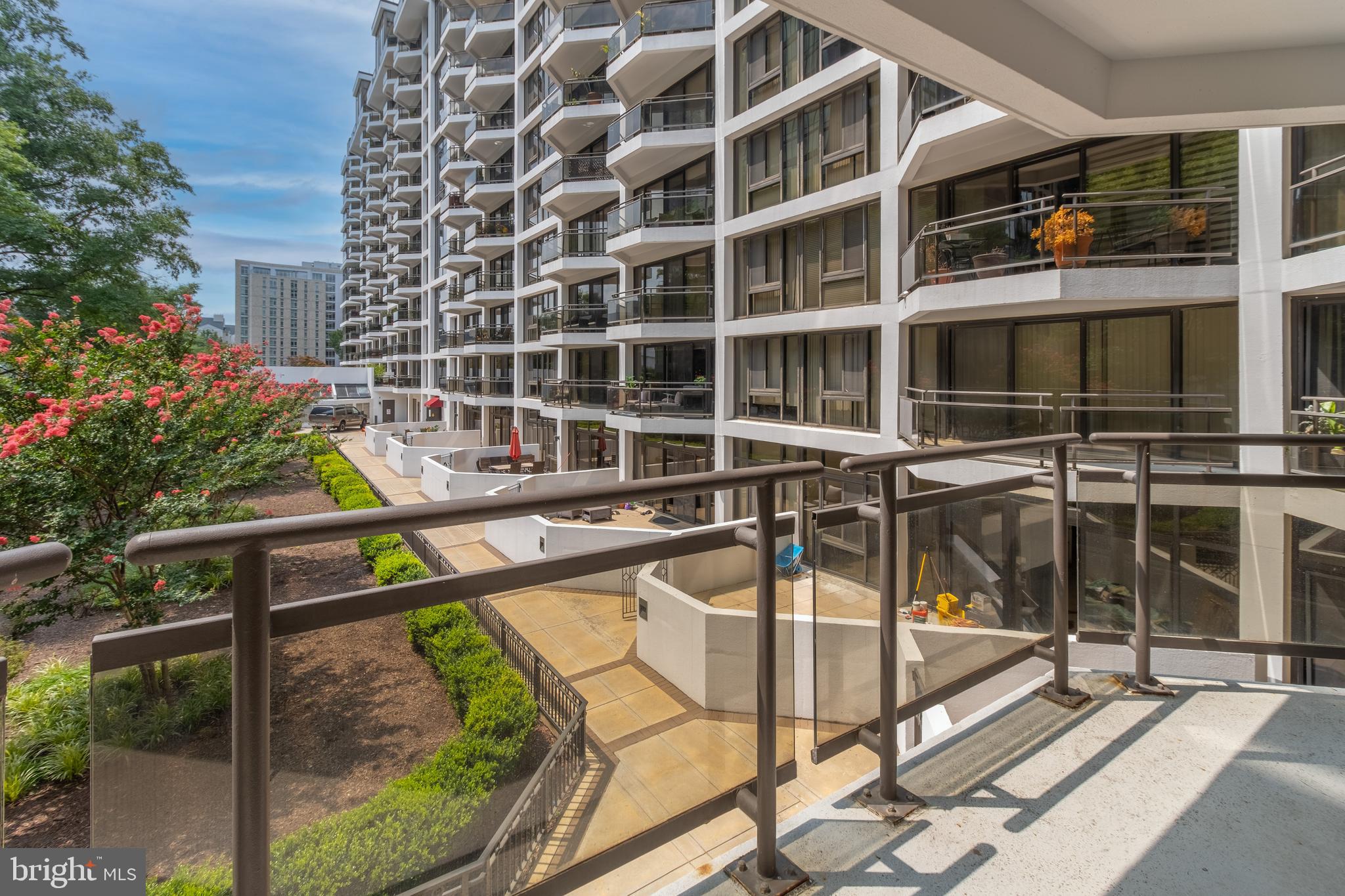 ATRIUM - Residential Lease