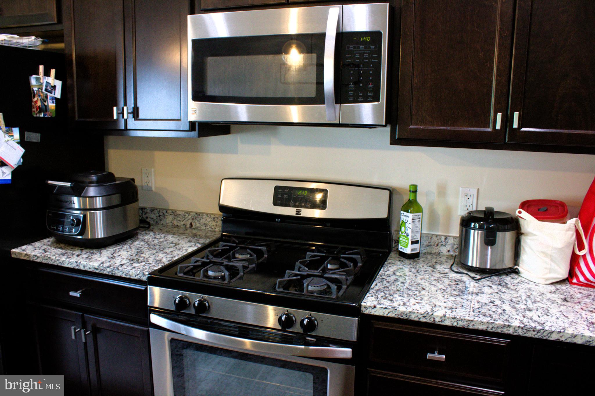 LAKESIDE - Residential Lease