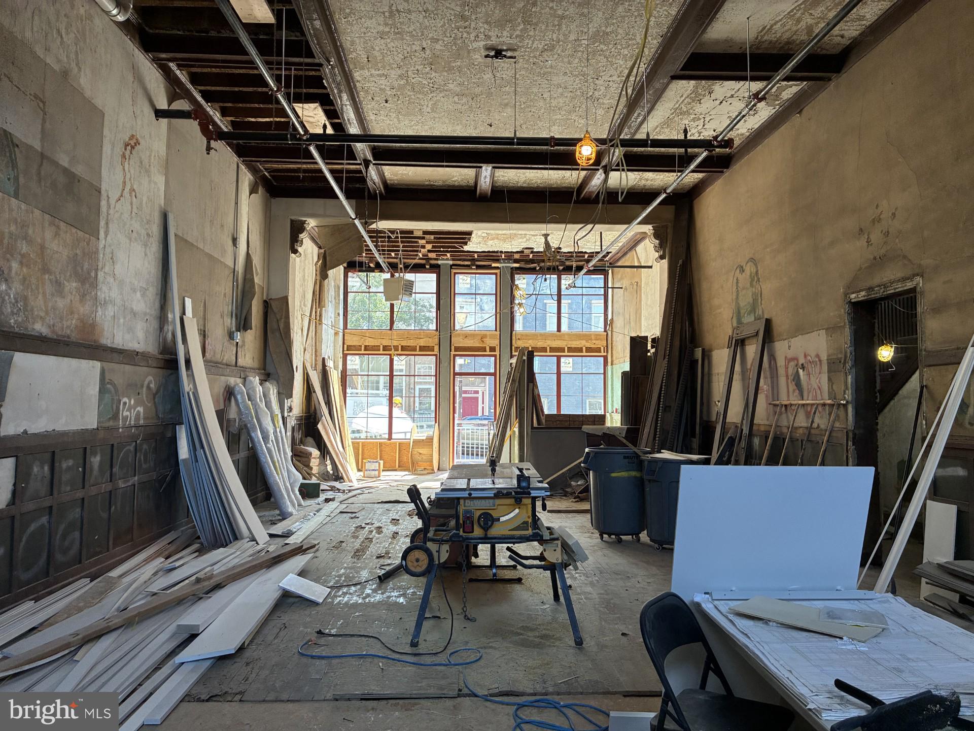 161 LOCUST STREET 163