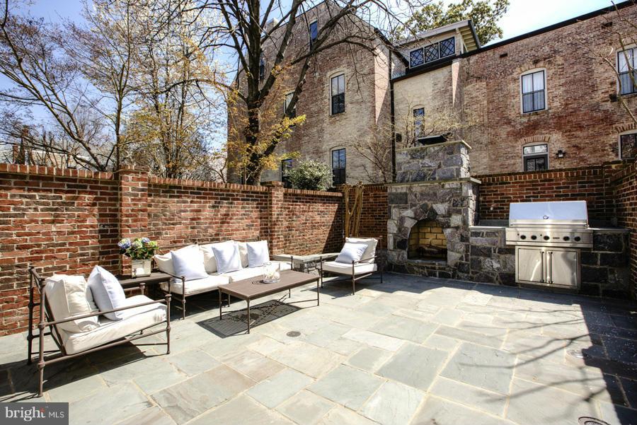 GEORGETOWN - Residential