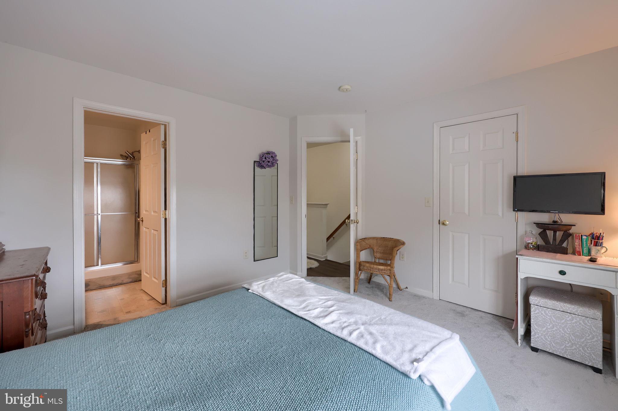 HUNT CLUB - Residential