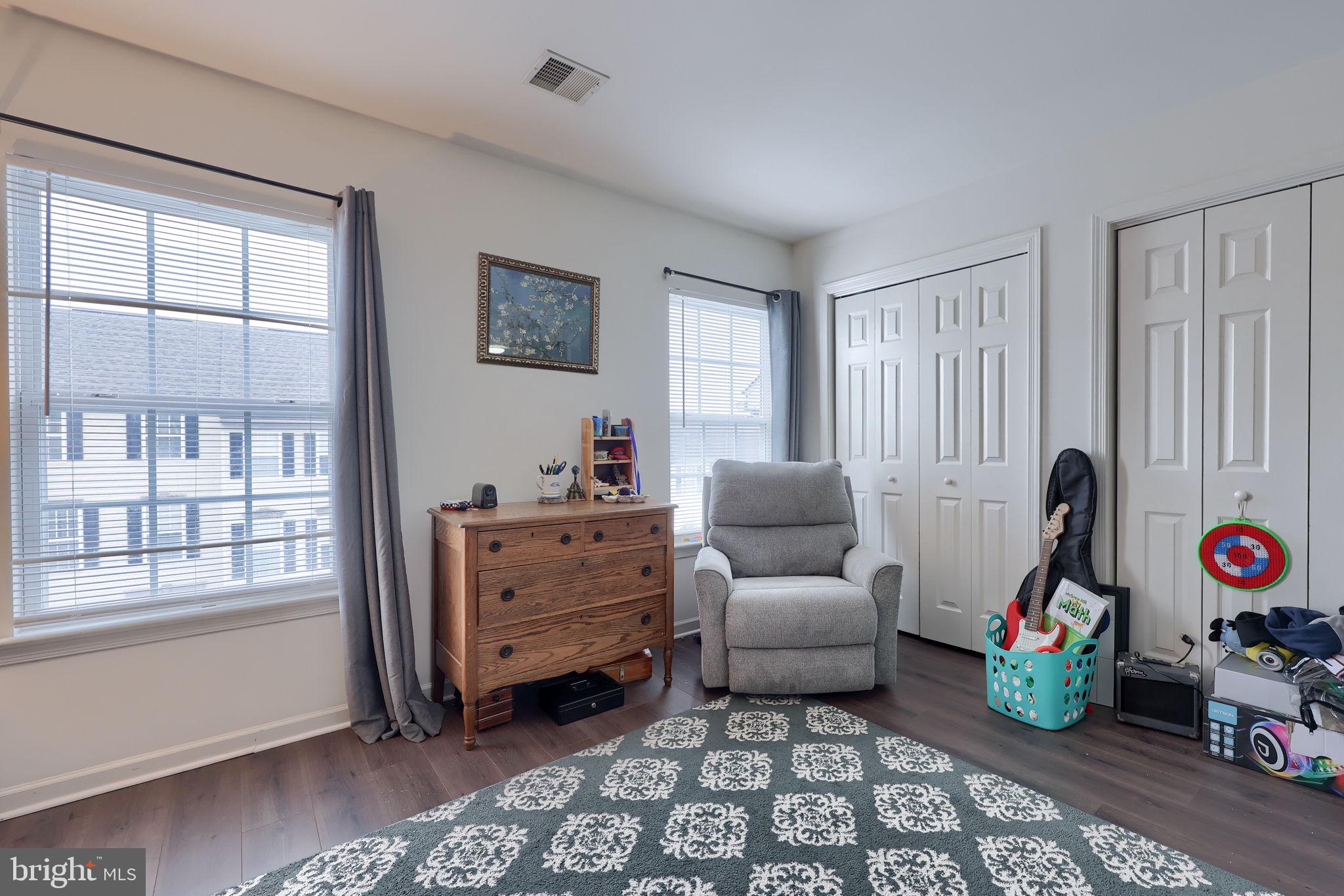 HUNT CLUB - Residential