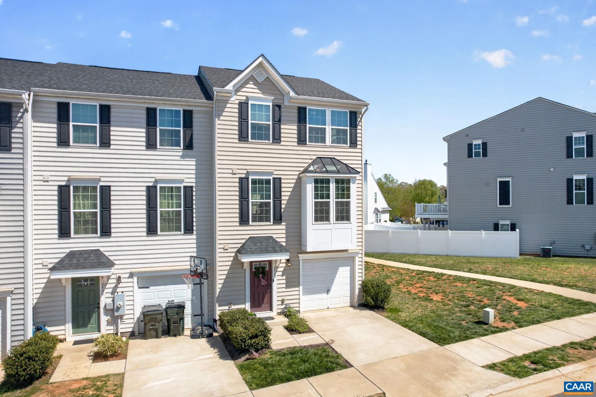 2422 POCOSON WOOD CT