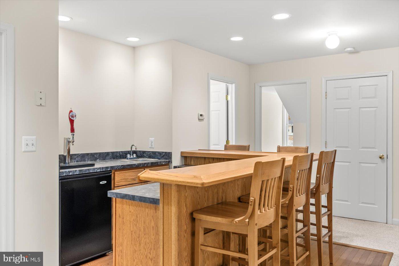 PRESIDENTIAL LAKES - Residential