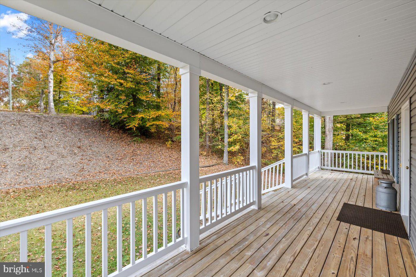 PRESIDENTIAL LAKES - Residential