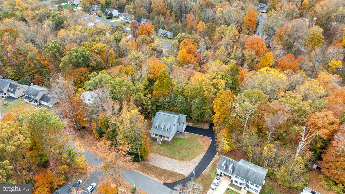 PRESIDENTIAL LAKES - Residential