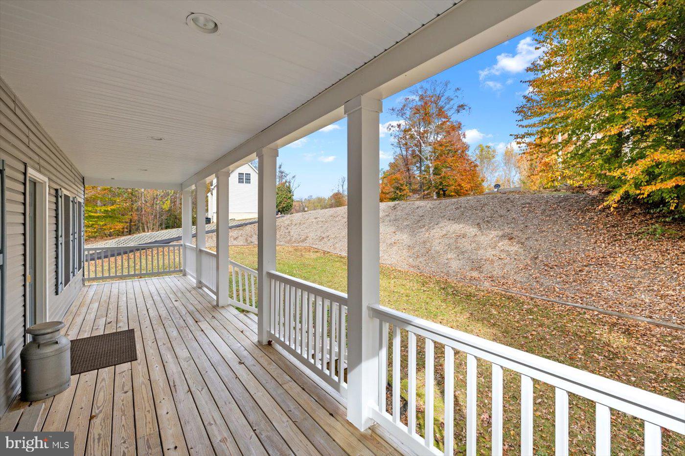 PRESIDENTIAL LAKES - Residential