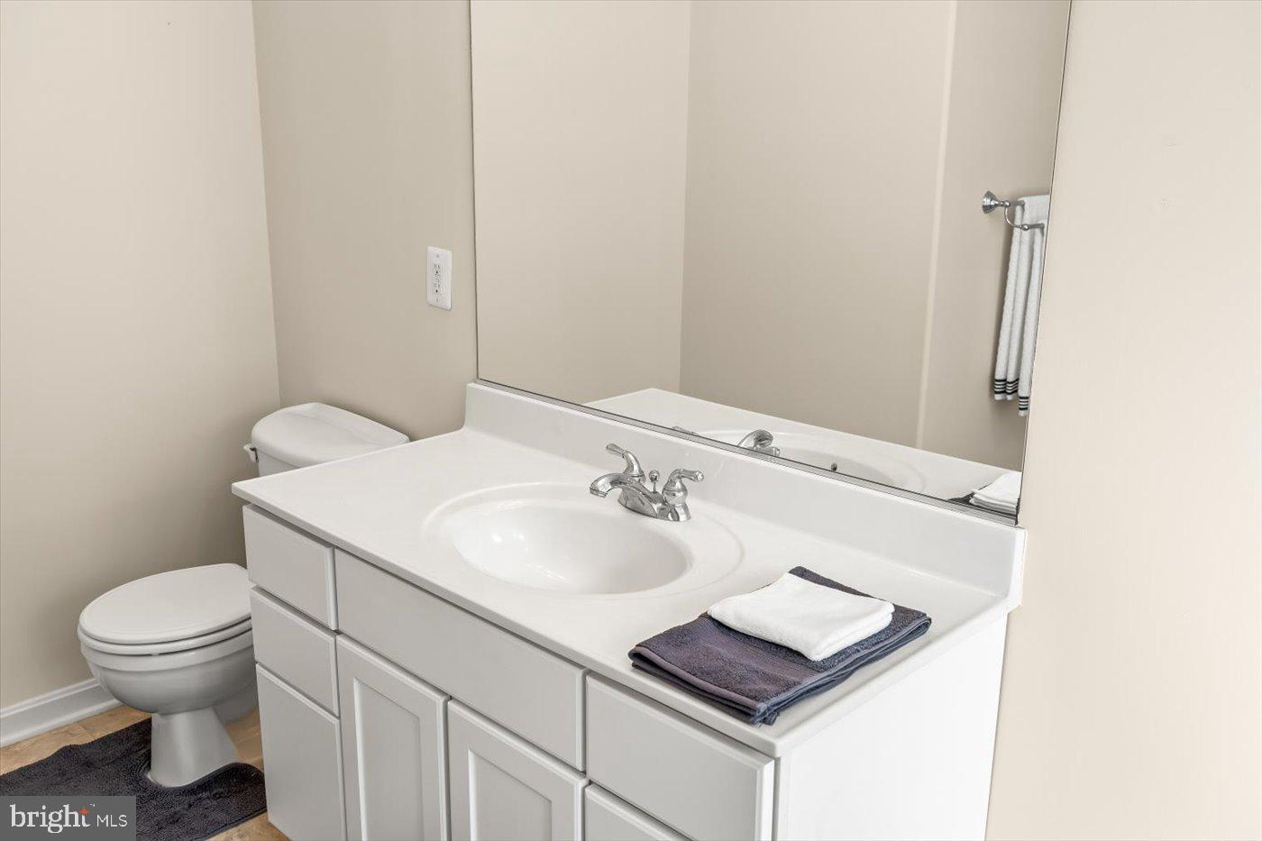 PRESIDENTIAL LAKES - Residential