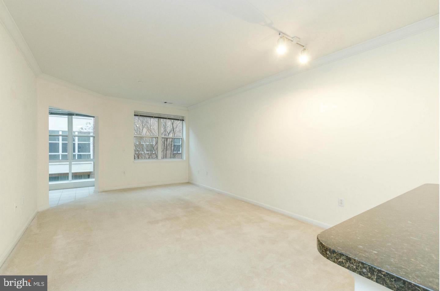 PIERSIDE AT HARBORVIEW - Residential Lease