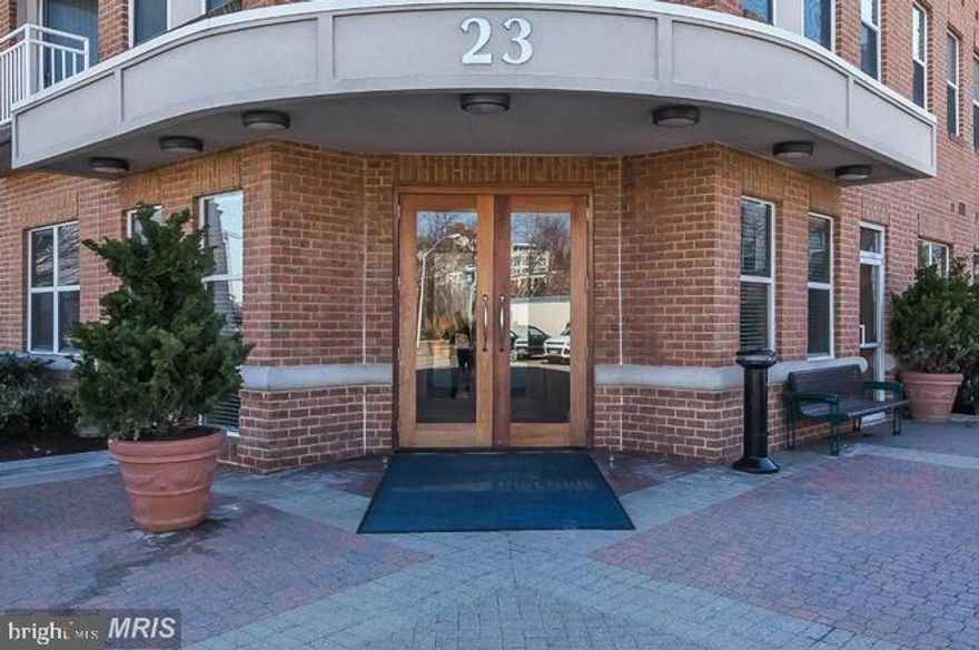 Available Now: Beautiful 2nd floor unit with all the amenities you need! Bright white Kitchen w/ granite counters, a spacious Master Bedroom w/ spacious closets and a versatile bonus room that's perfect as a home office, reading or meditation room. The full-service building offers 24-hour security, secure parking; one space included, Game Room, Gym, and outdoor pool! Convenient to commuting routes, nightlife, shopping, services, & close to 95. Rent a second parking space for $150/monthly