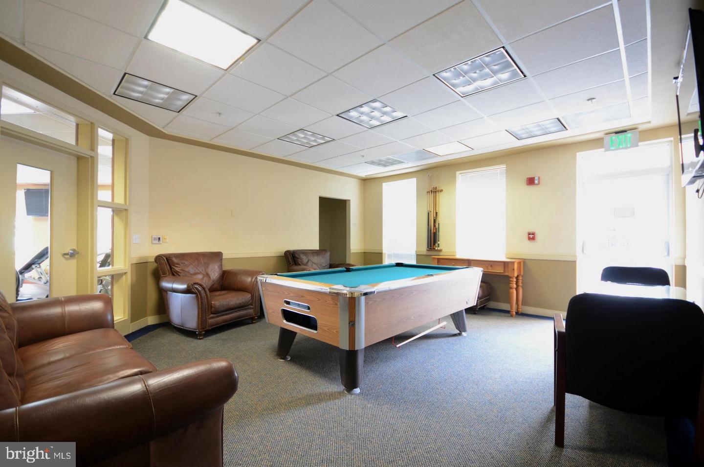 PIERSIDE AT HARBORVIEW - Residential Lease