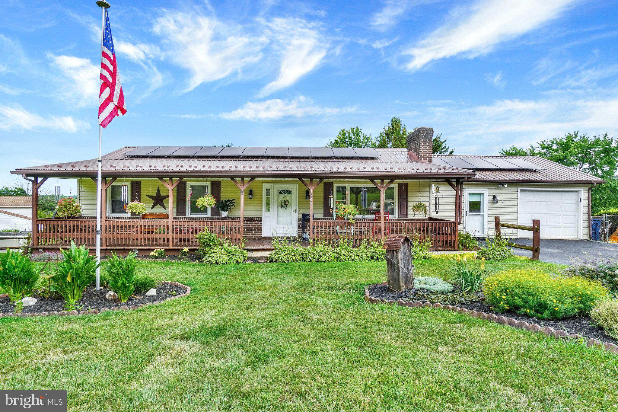 1926 CEDAR DRIVE