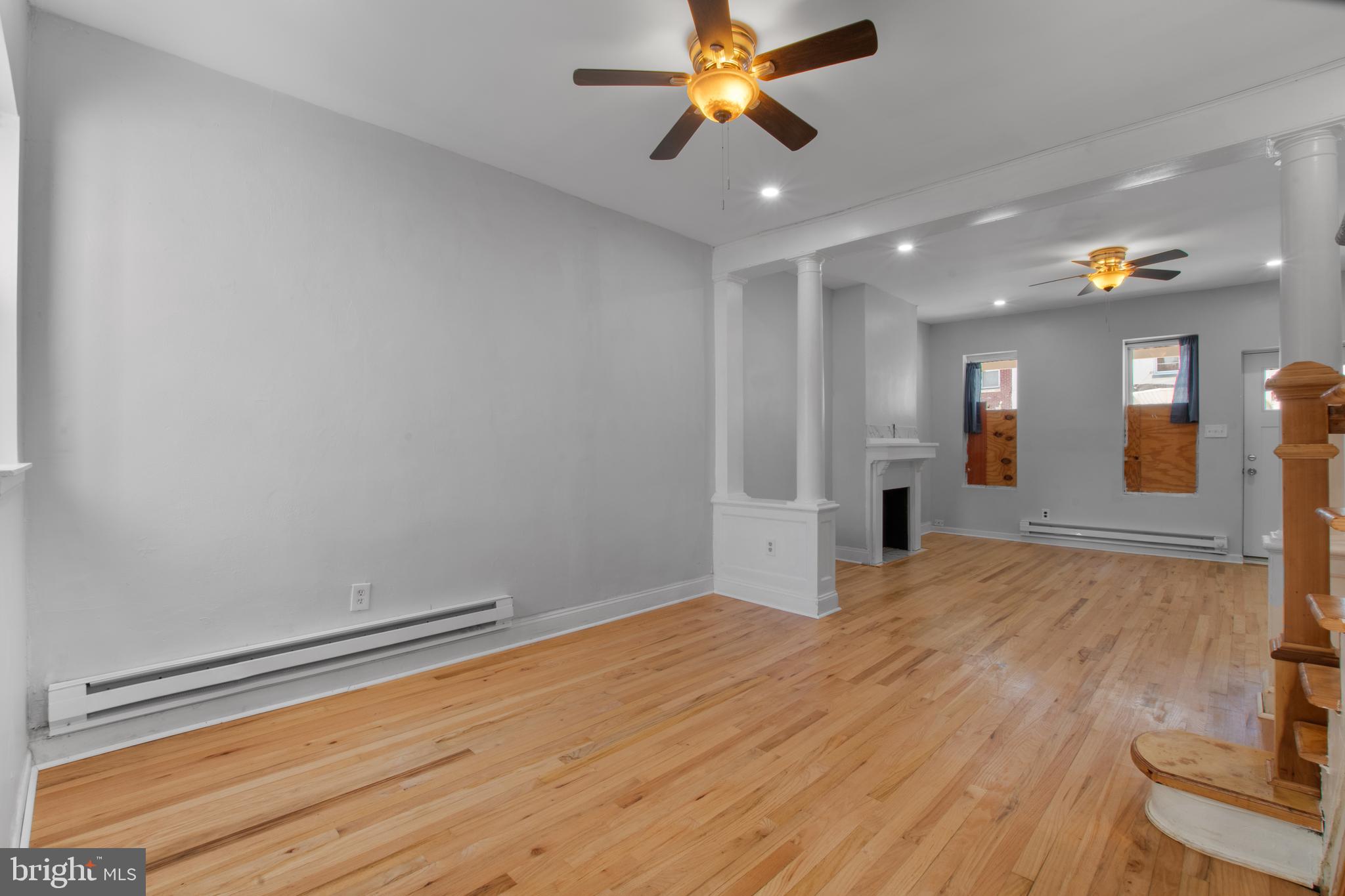 2545 N MARSHALL STREET