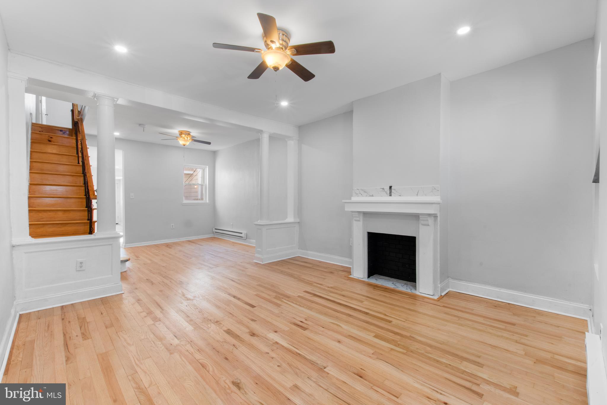 2545 N MARSHALL STREET