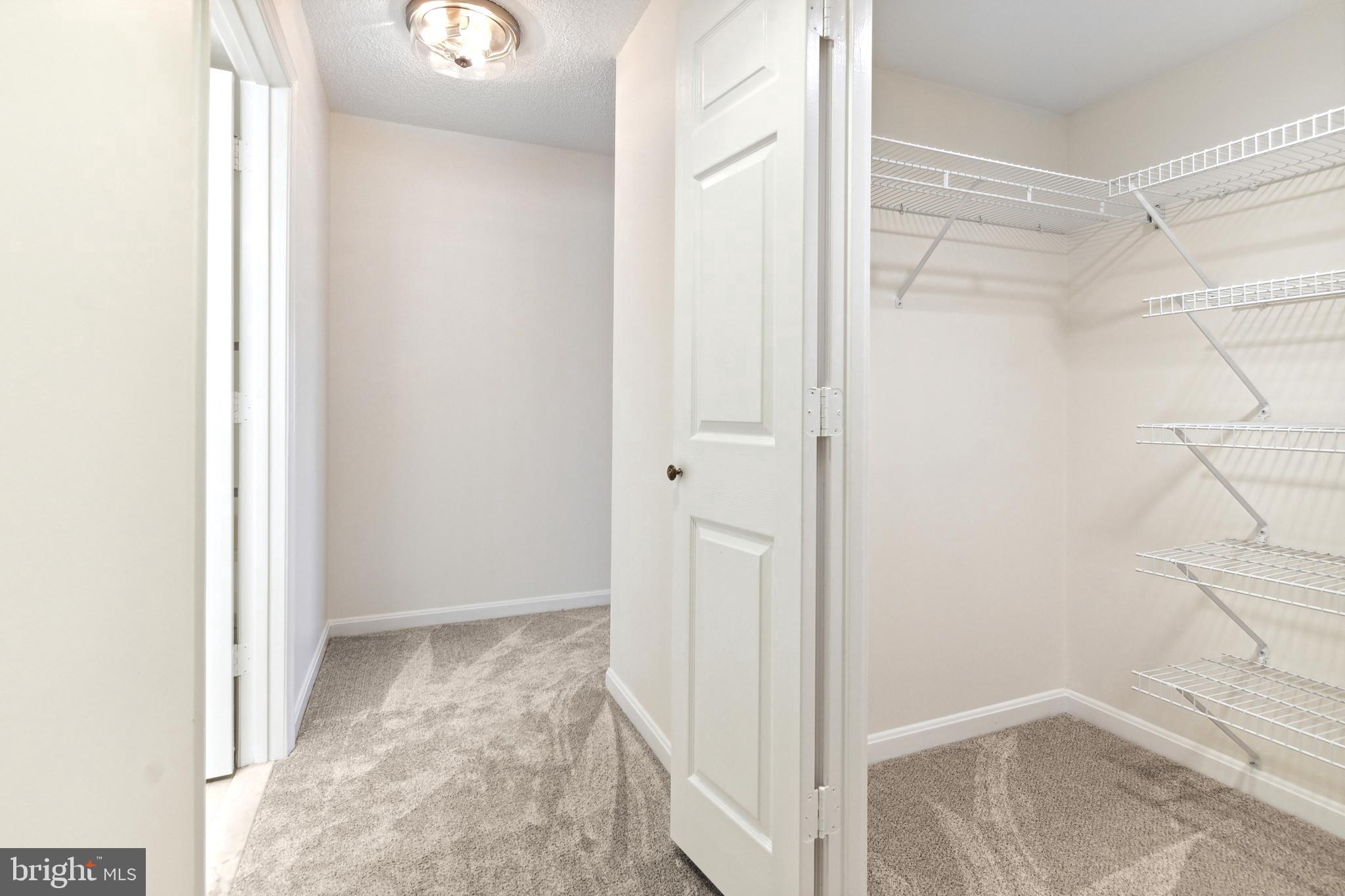 LEISURE WORLD - Residential