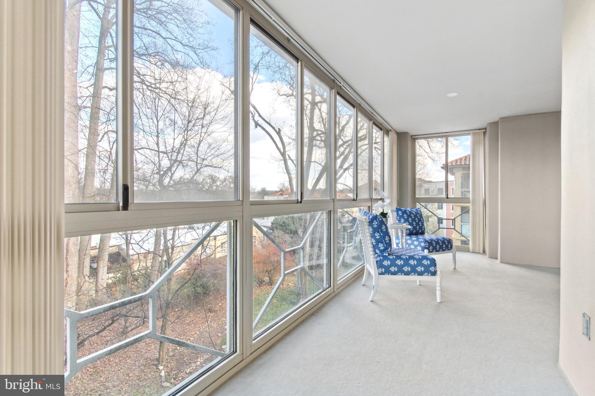 LEISURE WORLD - Residential