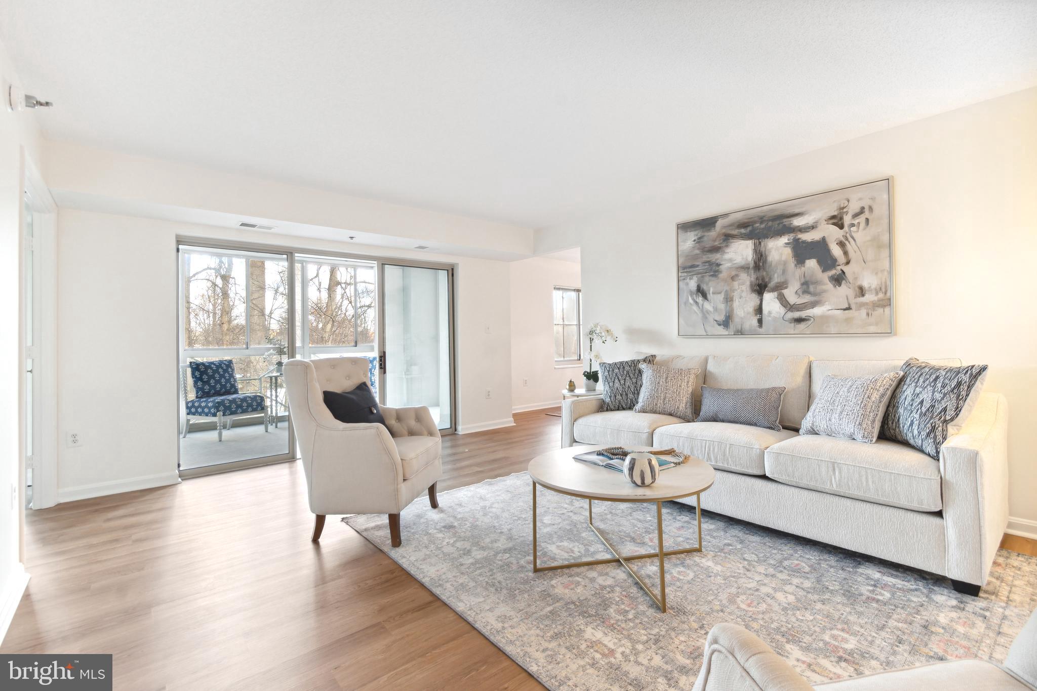 LEISURE WORLD - Residential