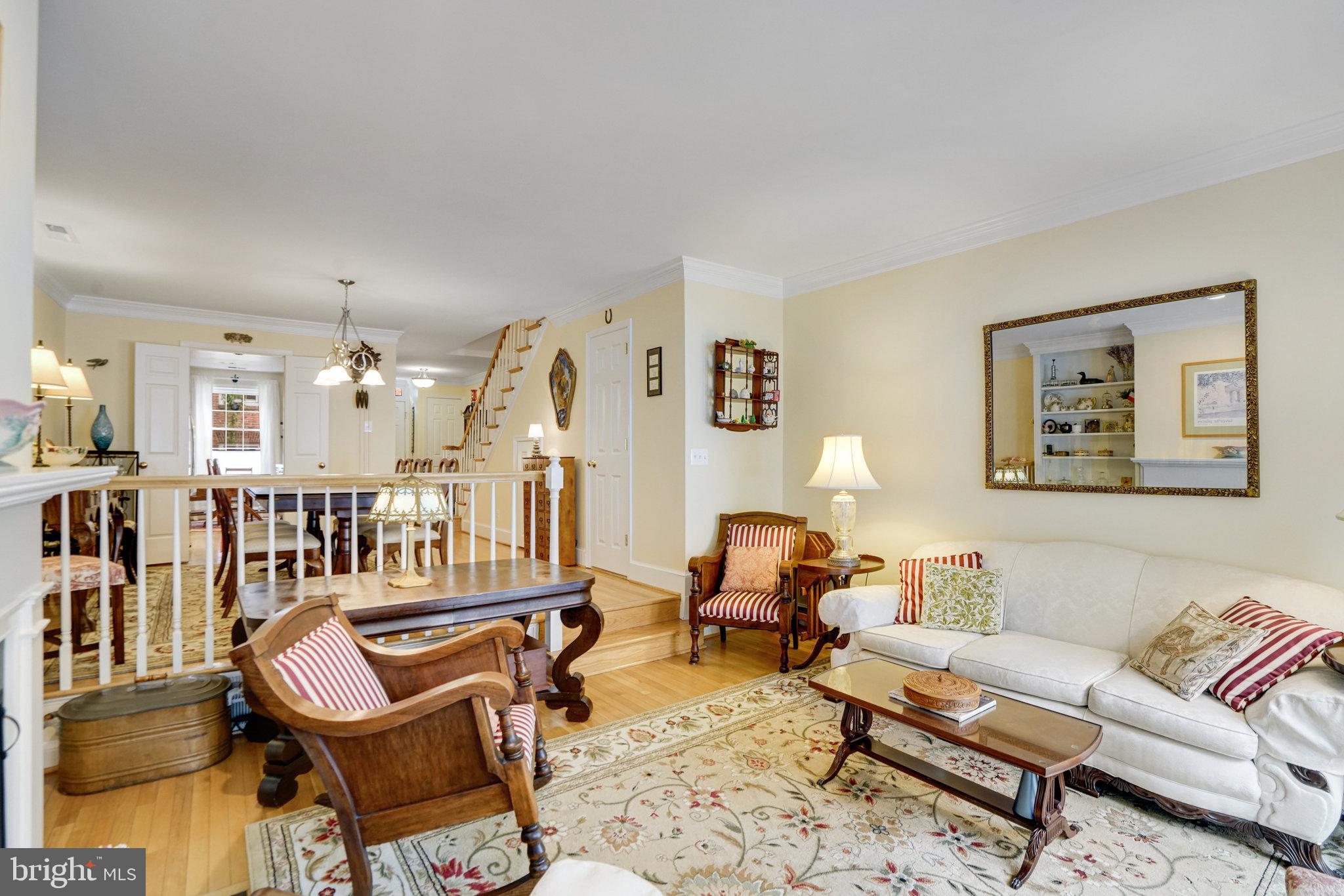 CANAL WAY - Residential Lease