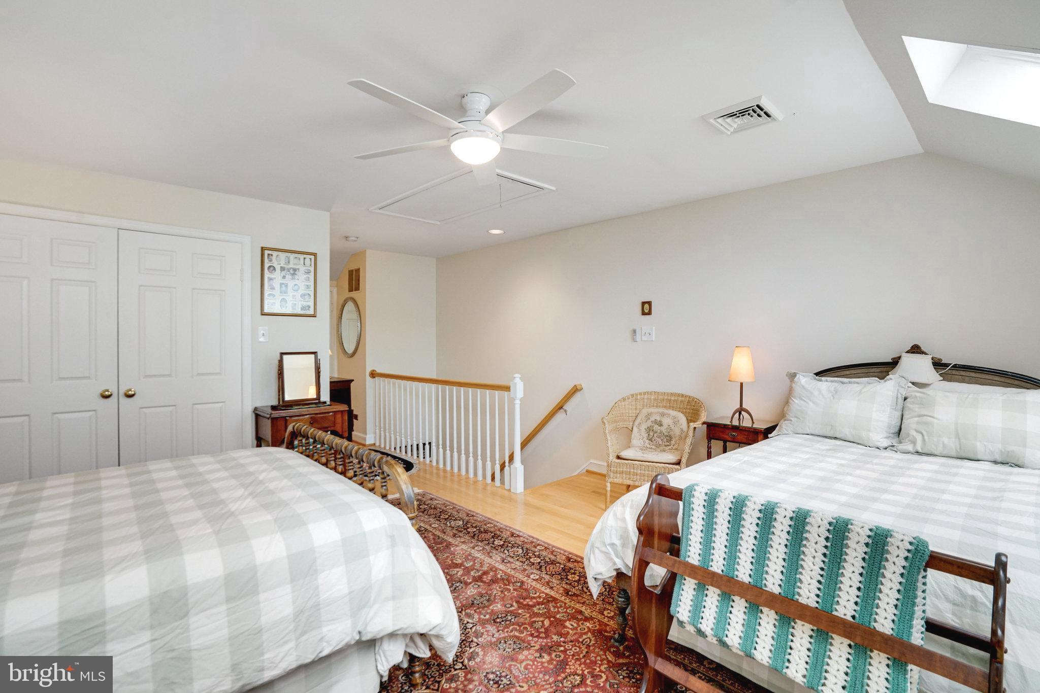 CANAL WAY - Residential Lease