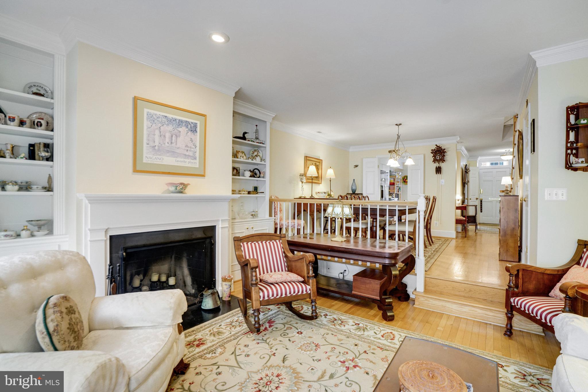 CANAL WAY - Residential Lease