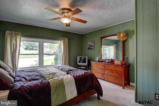 PINEVIEW - Residential