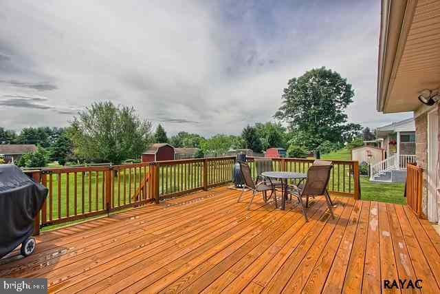 PINEVIEW - Residential