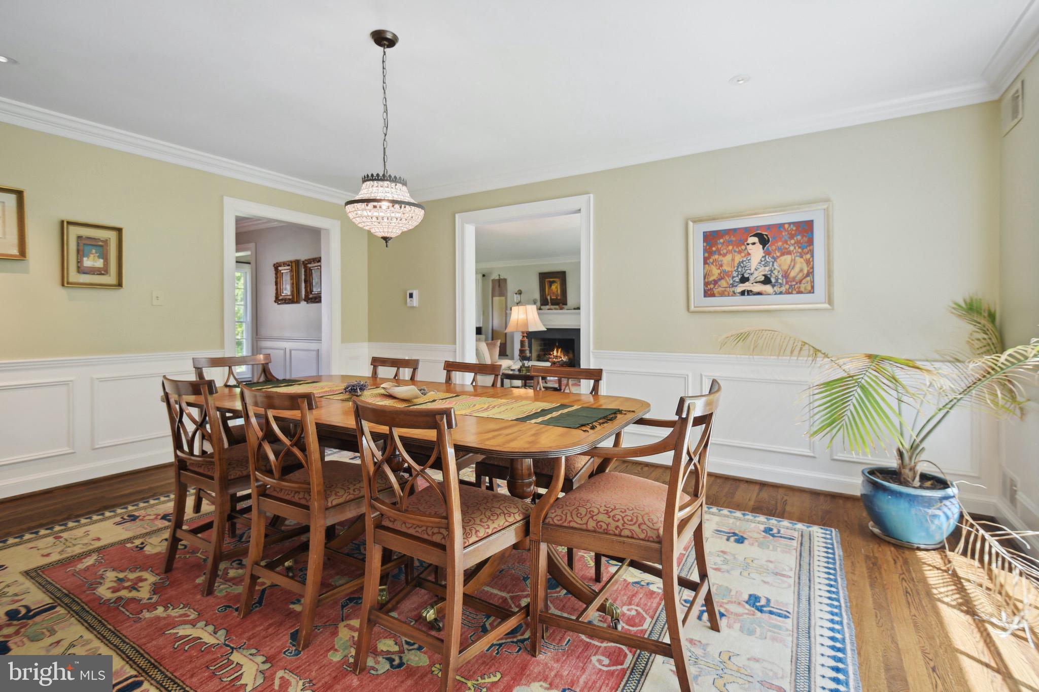 BURNING TREE VIEW - Residential