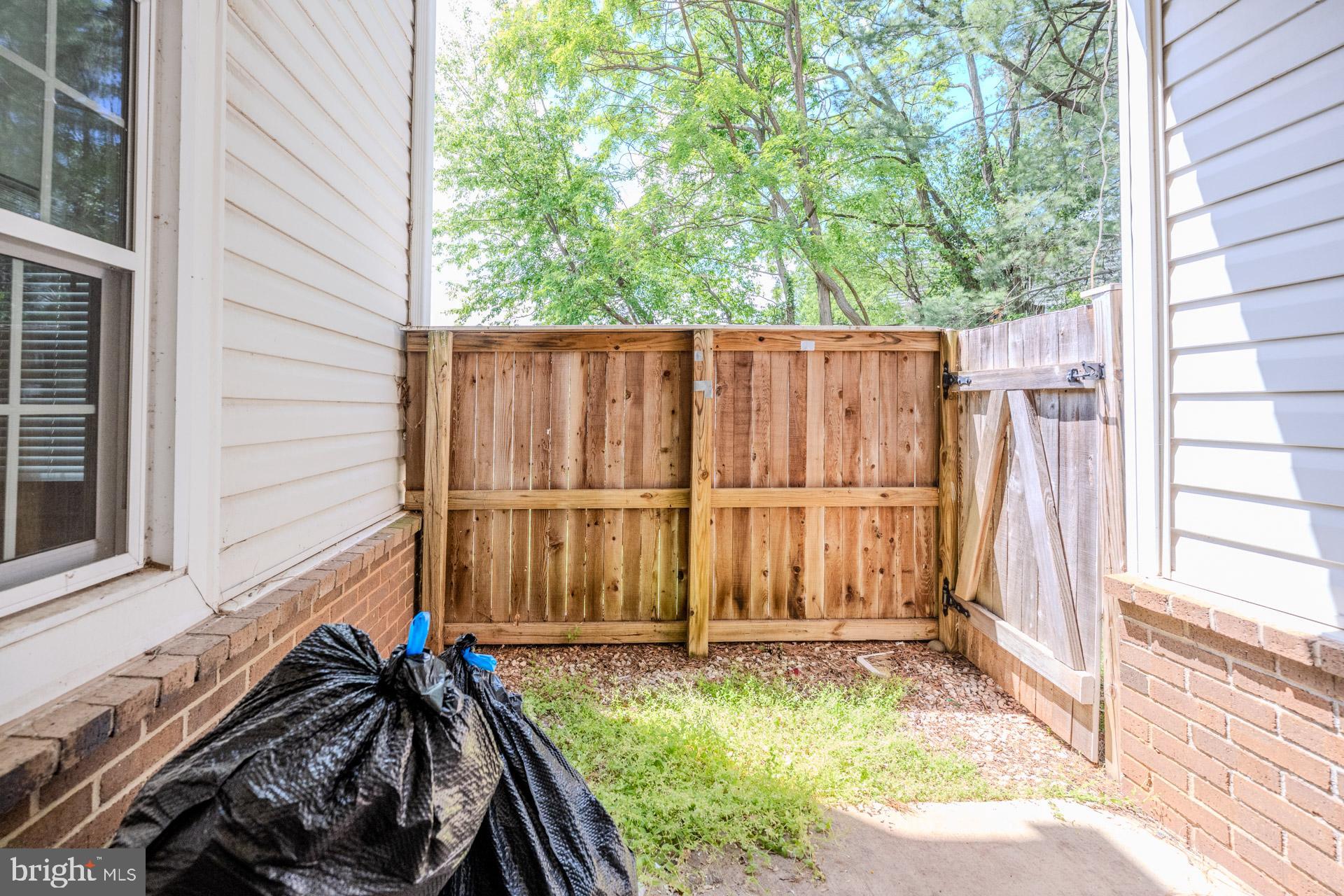 VILLAS AT COUNTRYSIDE - Residential Lease