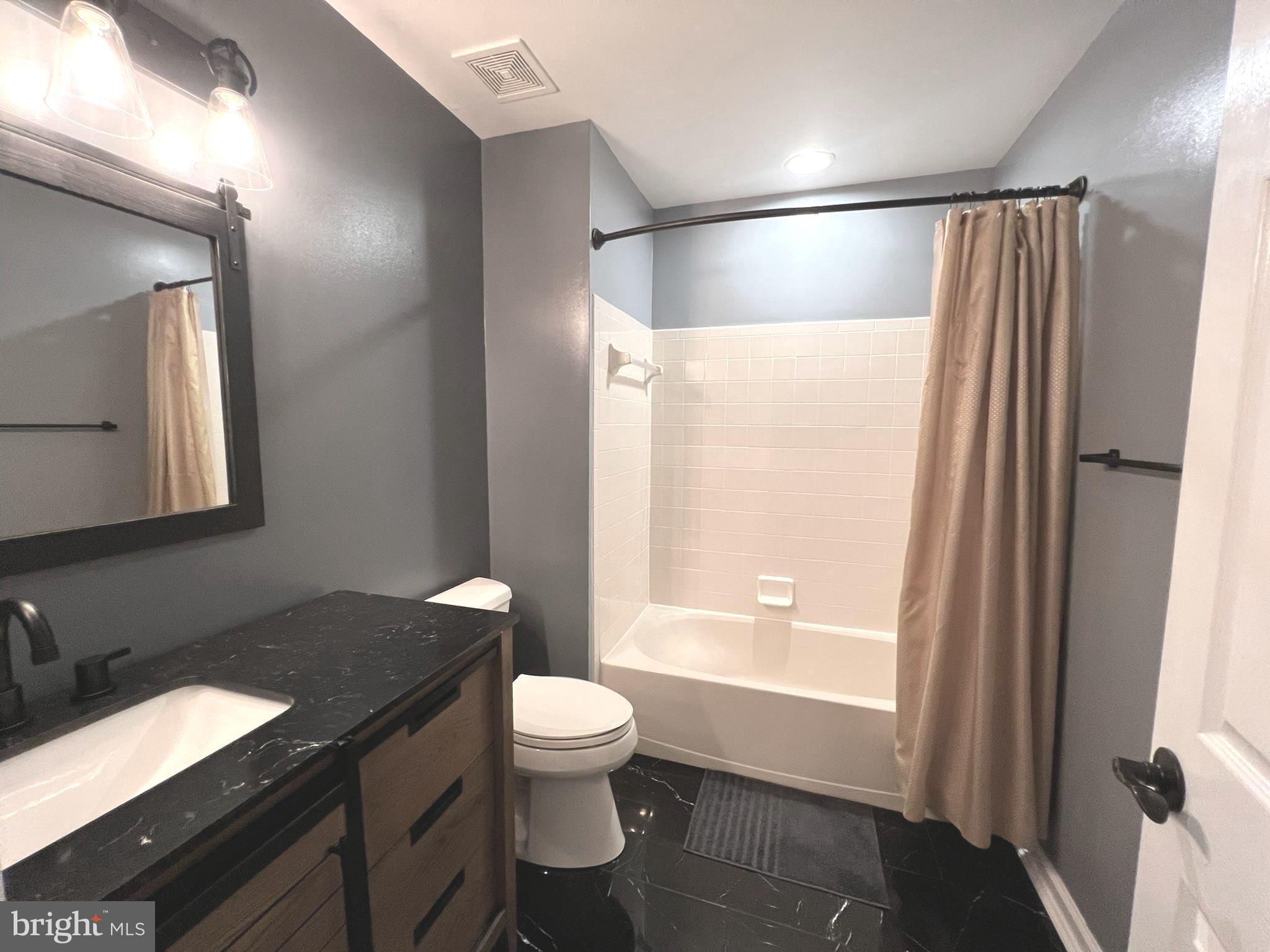 DALLAM PLACE - Residential Lease