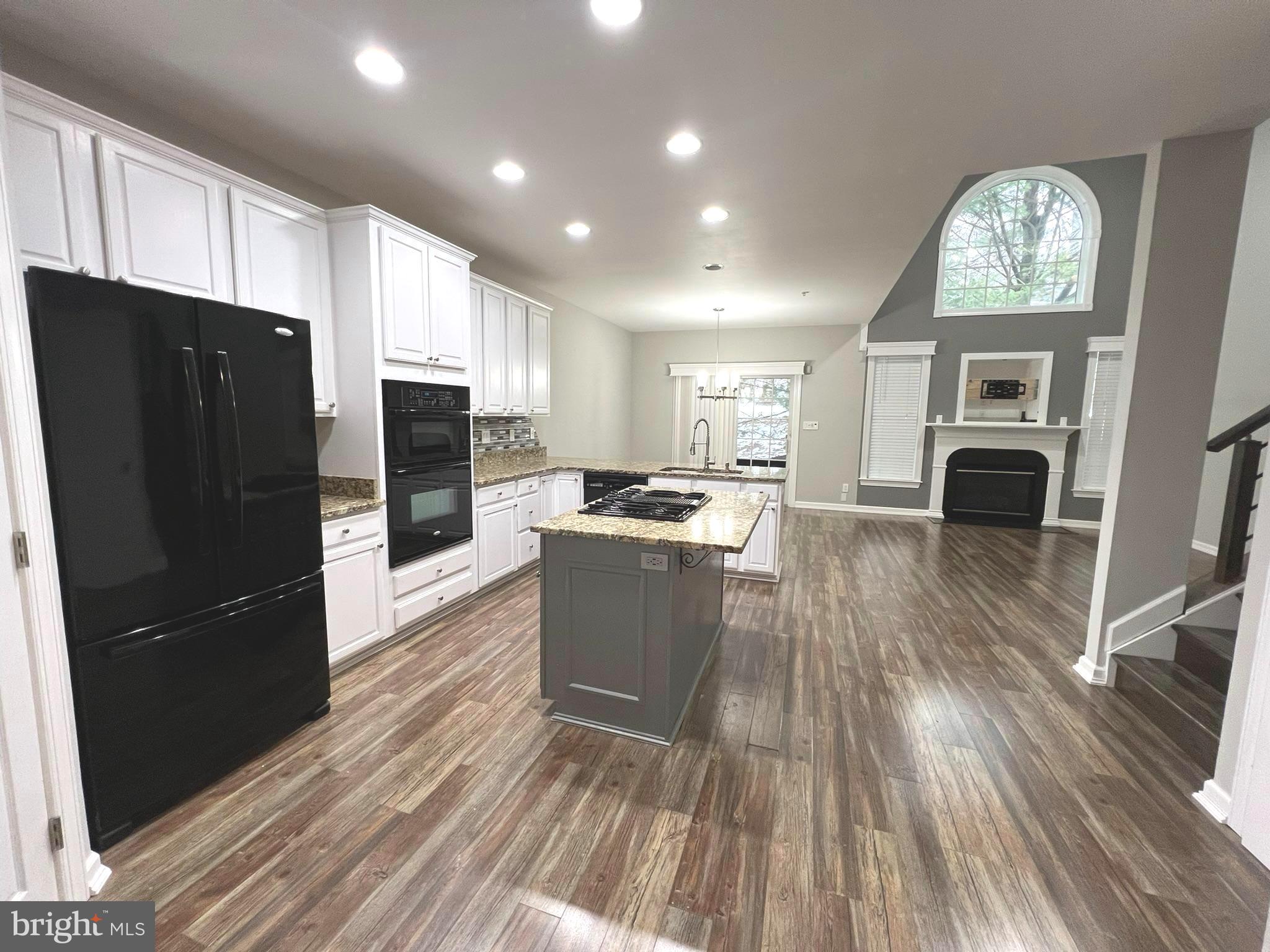 DALLAM PLACE - Residential Lease