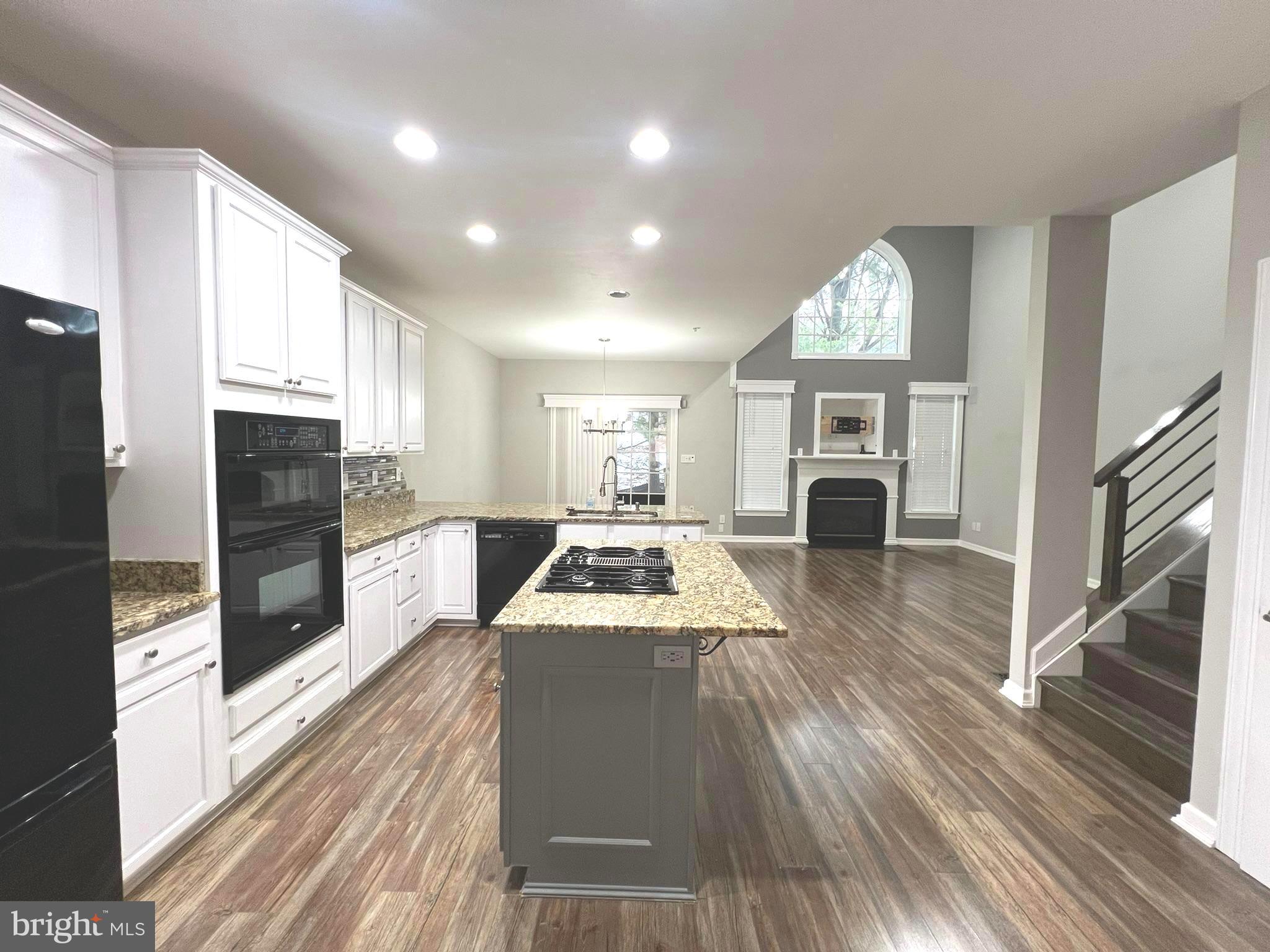 DALLAM PLACE - Residential Lease