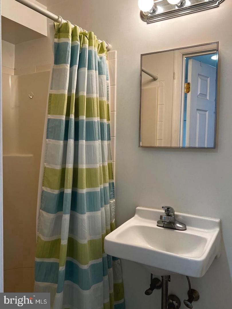 FELLS POINT HISTORIC DISTRICT - Residential Lease