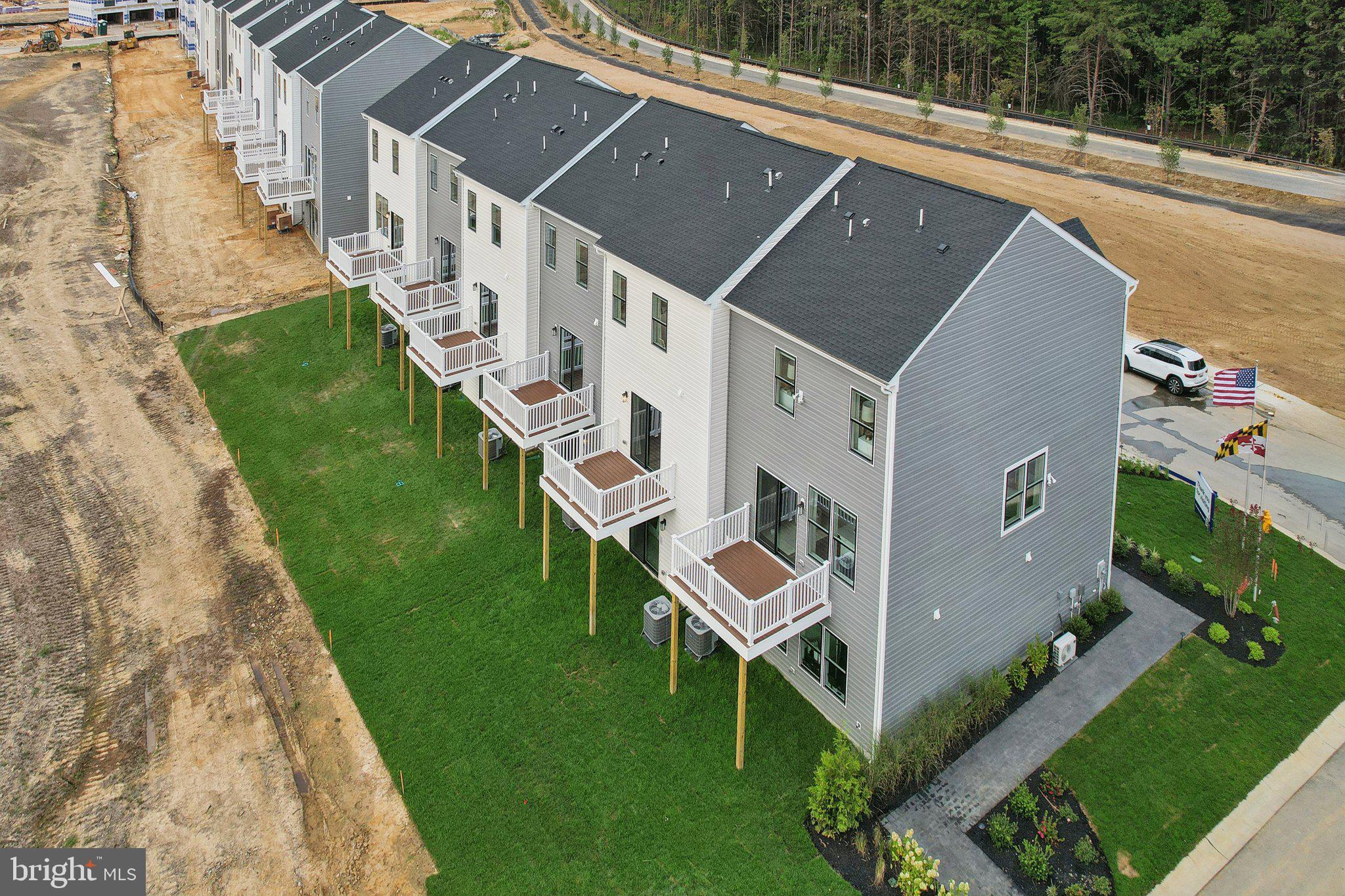 PINEGROVE - Residential