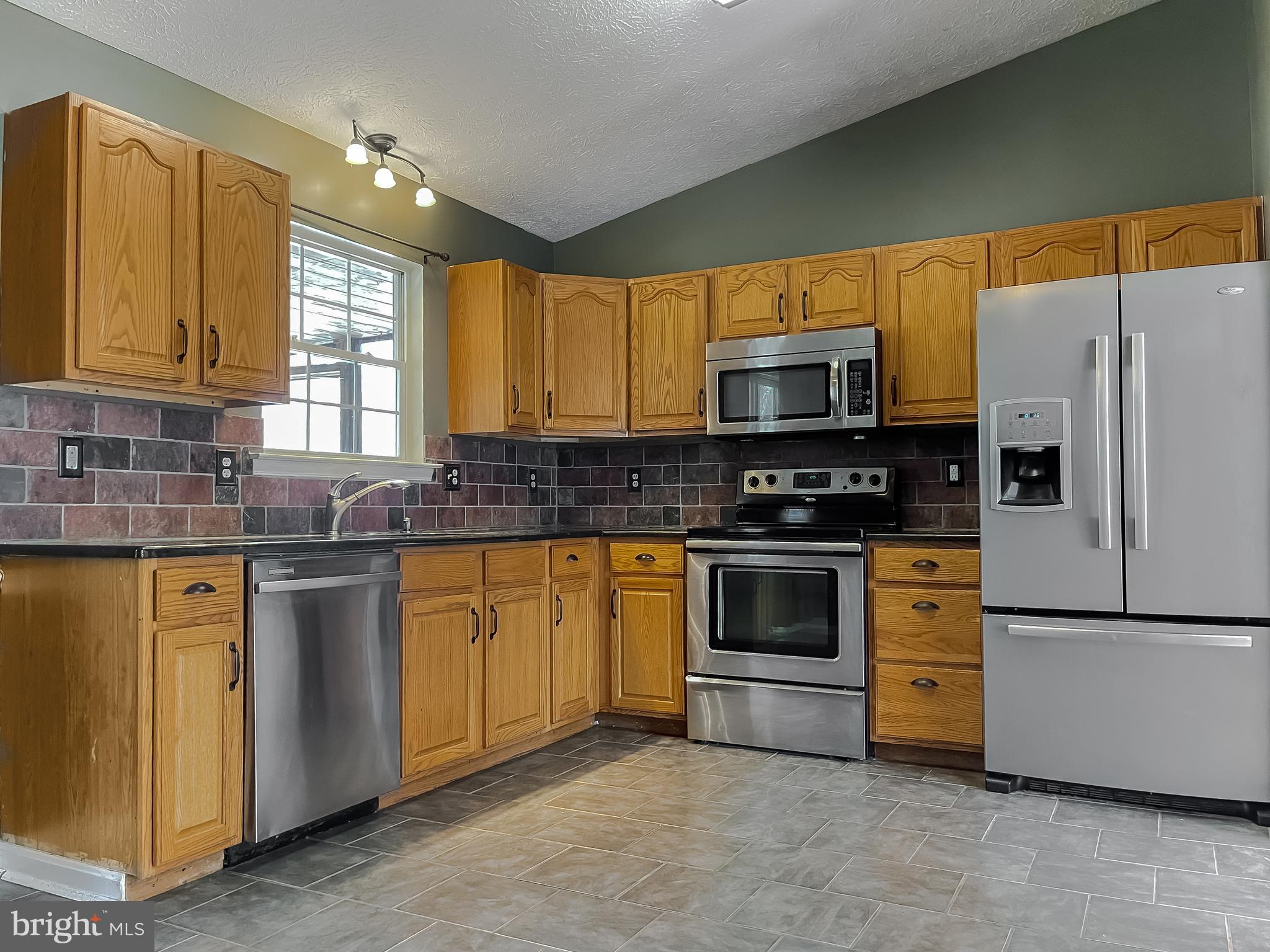 DRUM POINT - Residential