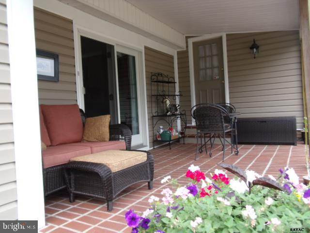 STONEWOOD FARMS - Residential